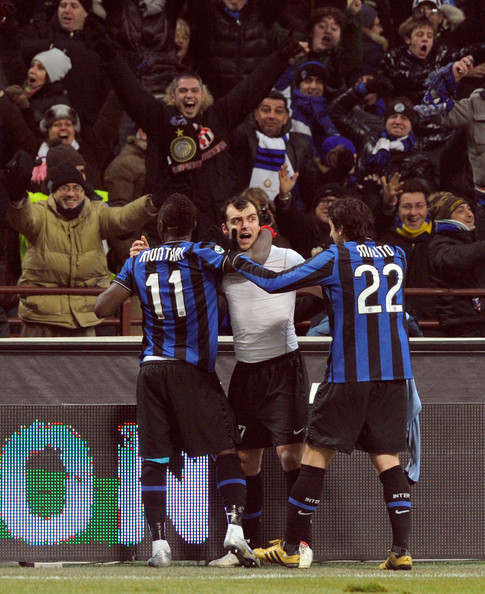 足球中超队医团队获肯定，伤病率下降（中超队医团队获赞，球员伤病率下滑）