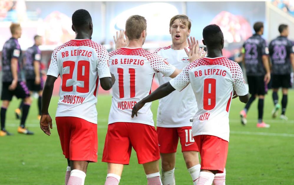 李璇：三镇开出国内球员顶薪与邓涵文续约，但没能续约成功