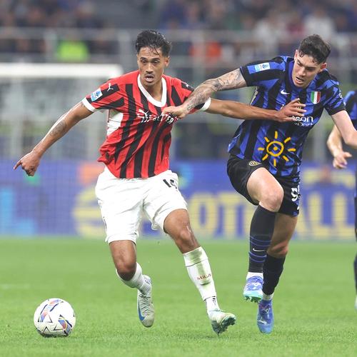 2025／26赛季英超：25分跟切尔西平起平坐！狼队1-4曼联（英超2025／26赛季：曼联4-1狼队，25分追平切尔西）