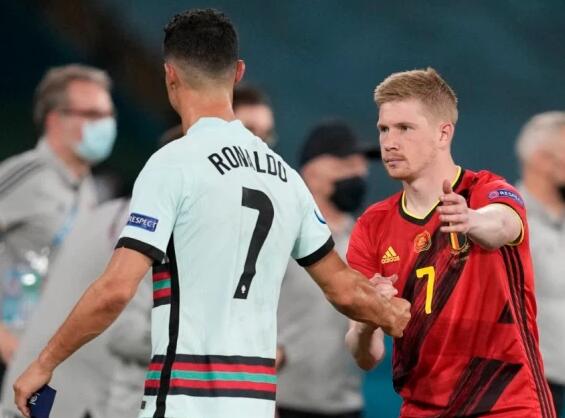 西甲裁判报告：皇马3人被罚下，卡雷拉斯、卡瓦哈尔怒斥裁判（西甲裁判报告：皇马三将染红，卡雷拉斯与卡瓦哈尔怒批主裁）