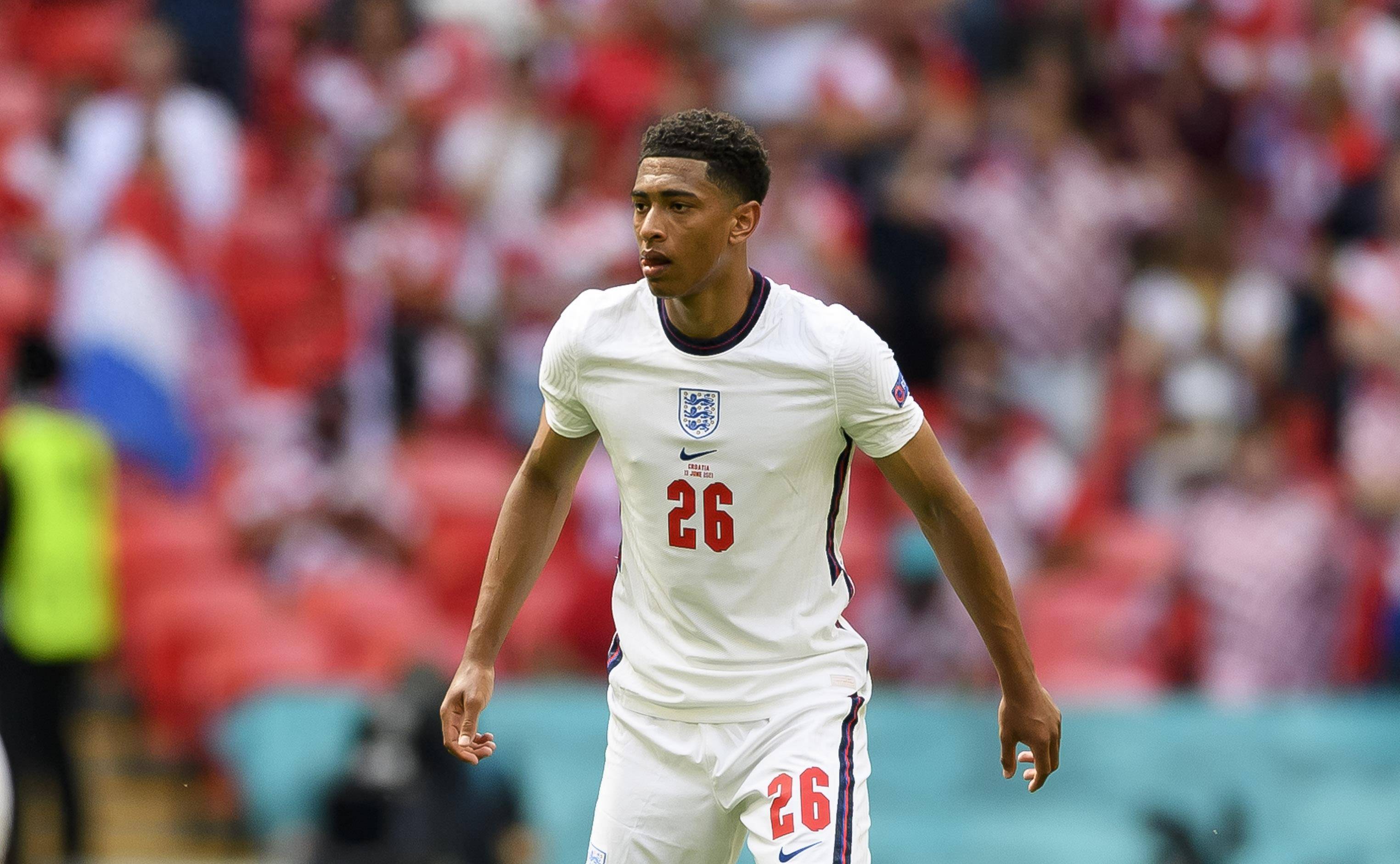 中国青年球员王钰栋将加盟德乙达姆施塔特，开启欧洲留洋之路，为中国足球注入新活力。（王钰栋即将签约德乙达姆施塔特，欧洲留洋启程为中国足球增添活力）