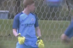 欧文快攻压哨上篮，全场沸腾